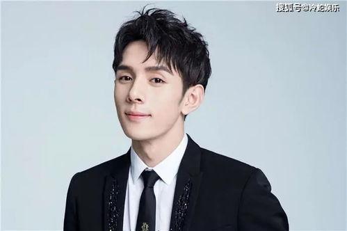 娱乐吃瓜酱李佳琦,从娱乐吃瓜酱到带货一哥的蜕变之路